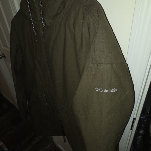 Columbia Crystal Crest Quilted Jacket - Picture 3 of 11